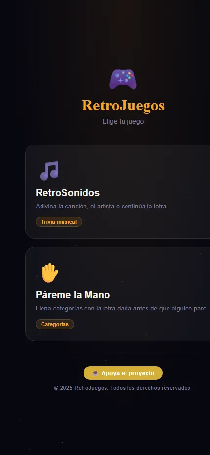 Pantalla de la aplicación RetroJuegos en un celular, con la lista de juegos disponibles.